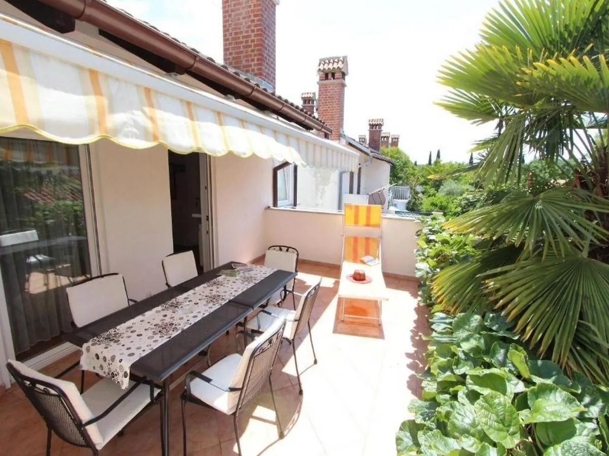 Apartments Frane Rovigno 0*,  Croazia